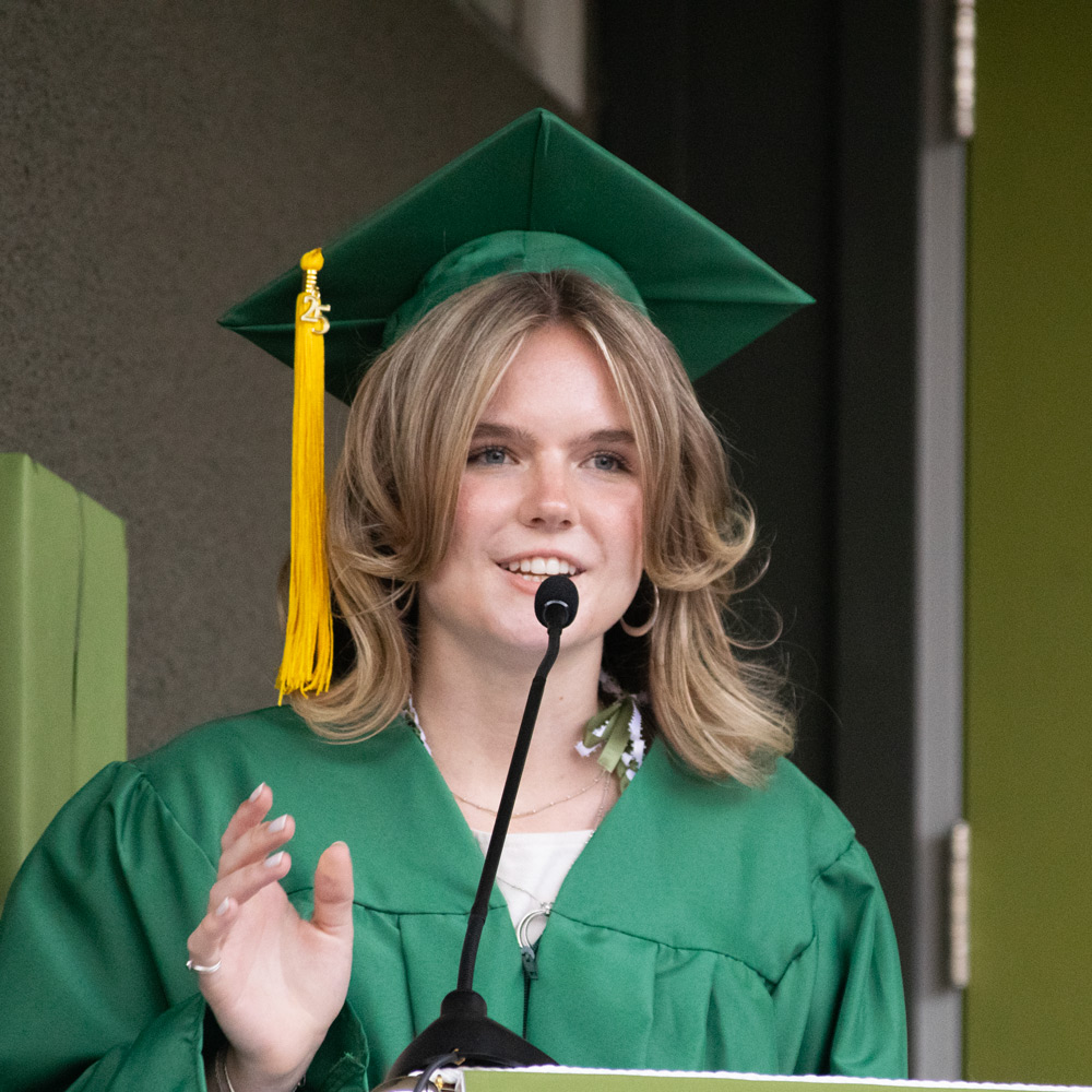 Beth Huggins '25